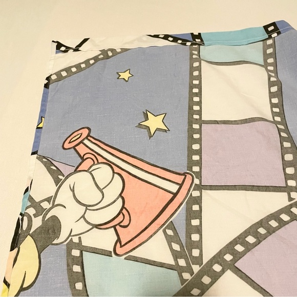 Vintage Mickey Mouse and Friends Twin Flat Sheet Hollywood Film Goofy Minnie - Picture 15 of 16